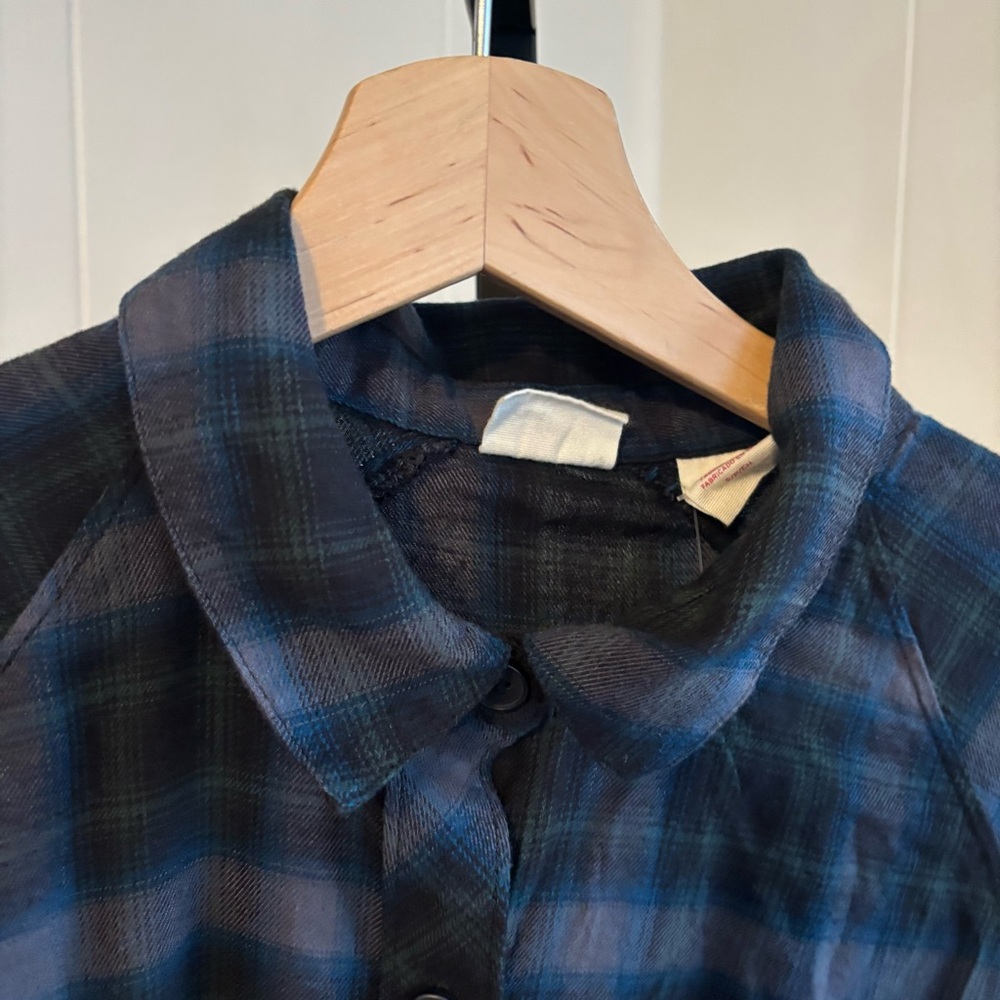 Levi’s Women’s Small Blue Plaid Y2K Ex-Boyfriend Relaxed Fit Button Up Shirt NWT